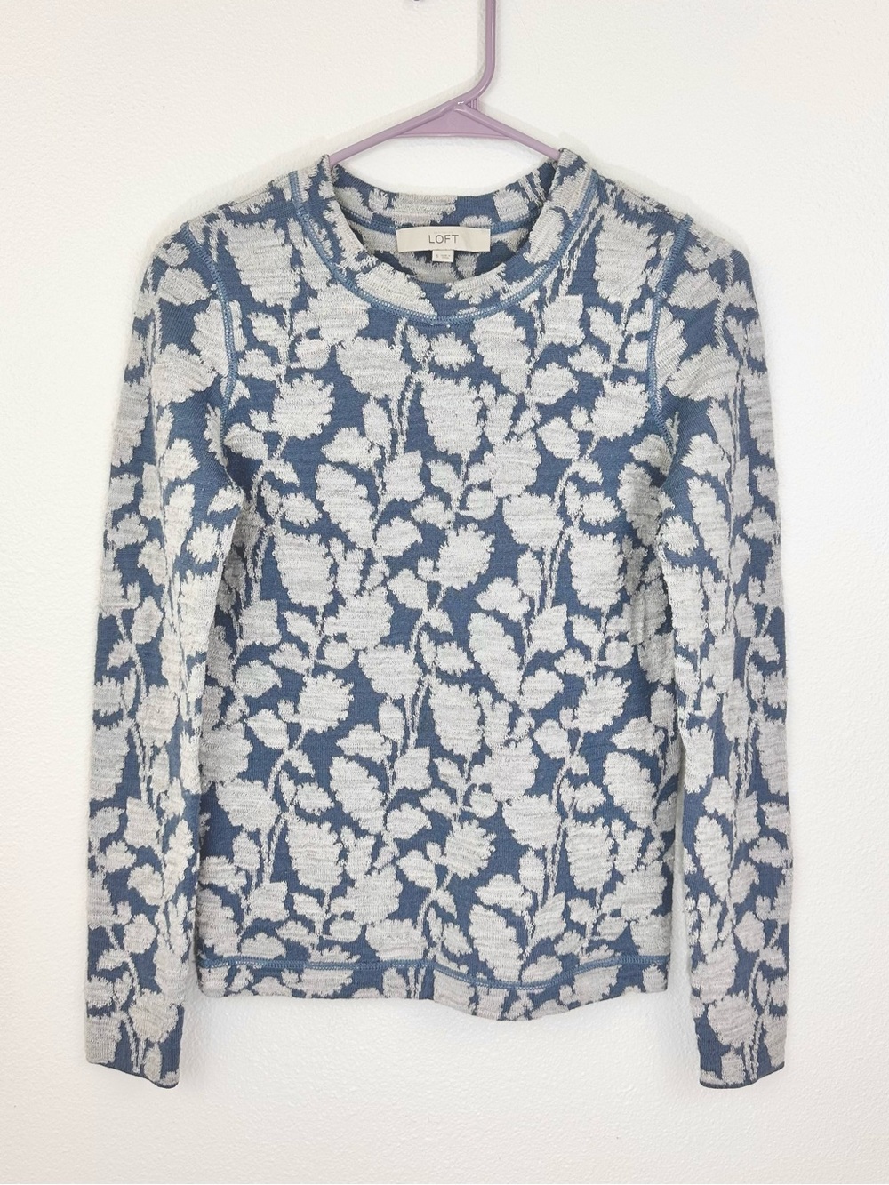 Ann Taylor LOFT Floral Wool Blend Jacquard Fitted Knit Top Size Small